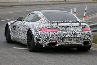 Spyshots: Mercedes-AMG GT R laat zich eindelijk zien