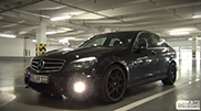 Movie: smoking tires with a Mercedes-Benz C 63 AMG